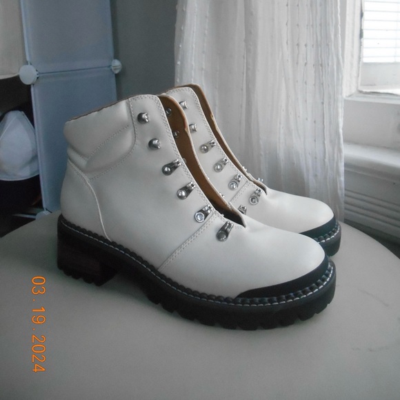 White Snow Booties - Target 🎯 - Picture 1 of 6